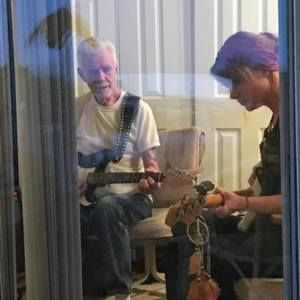 Meet your Posher, Cami